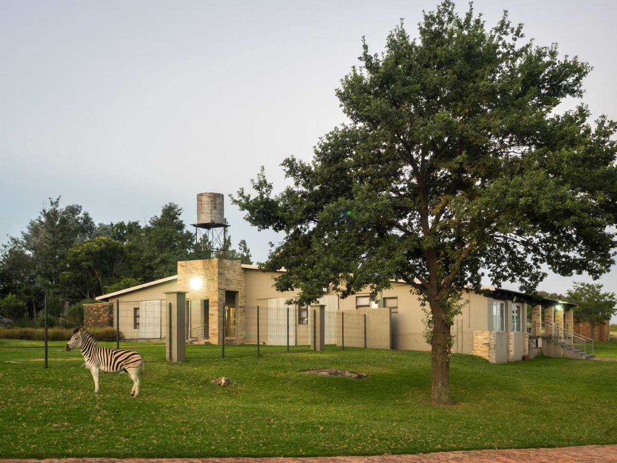 Hotel @ Secunda Exterior foto